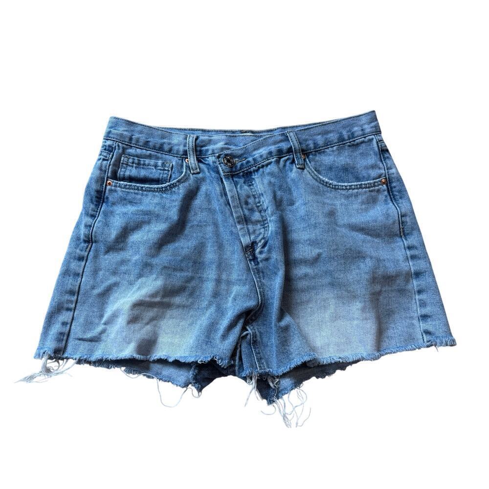 YMI Button Fly Jean Shorts, size junior women's 11, Blue denim